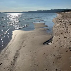 A Quelques Pas De La La Capte , Hyères France