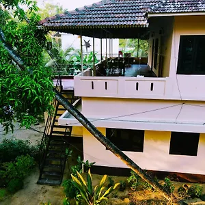 Séjour chez l'habitant Bella, Mararikulam